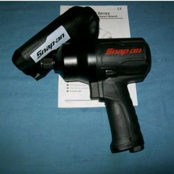 NEW Snap-on™ 1/2" drive SUPER Duty Air Impact Wrench PT850BK Black Open Box