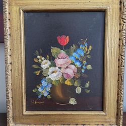 Ruggeri - Oil painting on canvas titled 'Floral Bouquet' by Vito Ruggeri in original Florentine-style gilt frame