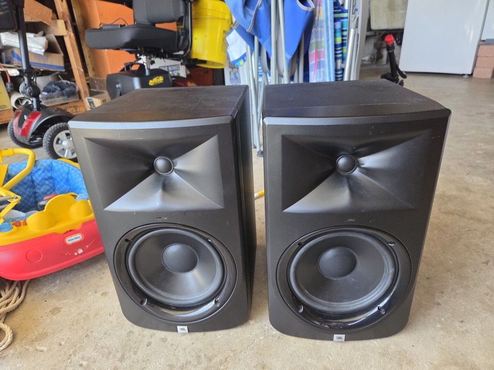 JBL LSR308 Studio Monitors – Excellent Condition At 92117