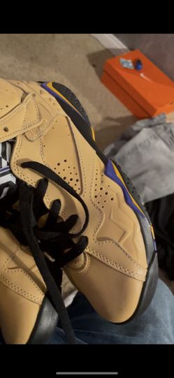 Jordan’s 5 Youth