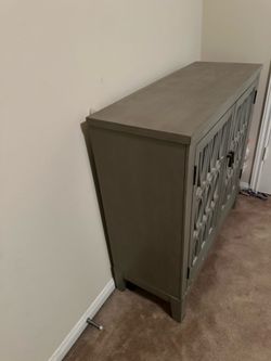Vienna Mirrored Storage Console
