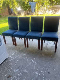 4 Chairs
