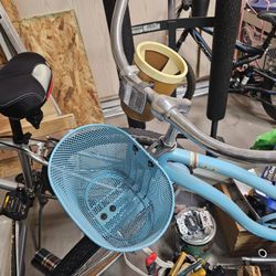 Huffy Lusso 26" Beach Cruiser Bike