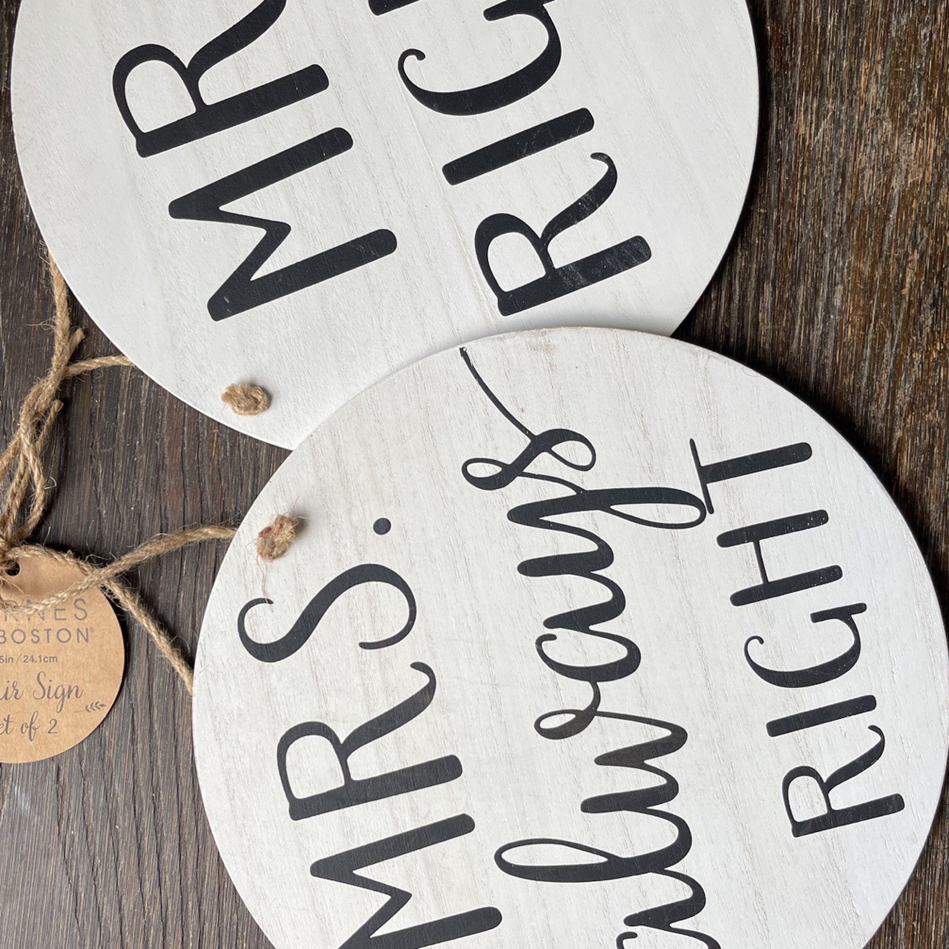 Mr & Mrs Right Signs 