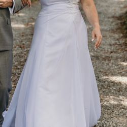 David's Bridal Wedding Dress Size 14