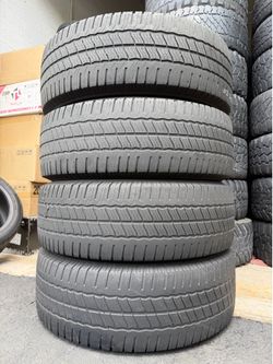 Set Michelin LT 275 65 R20