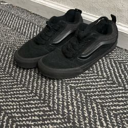 Knu Skool Vans triple Black