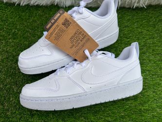 Nike Low-Top White Sneakers with Tags Size 5Y