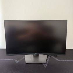 Dell Curved Monitor 27”