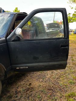 Driver side door / Chevy / GMC 88-99