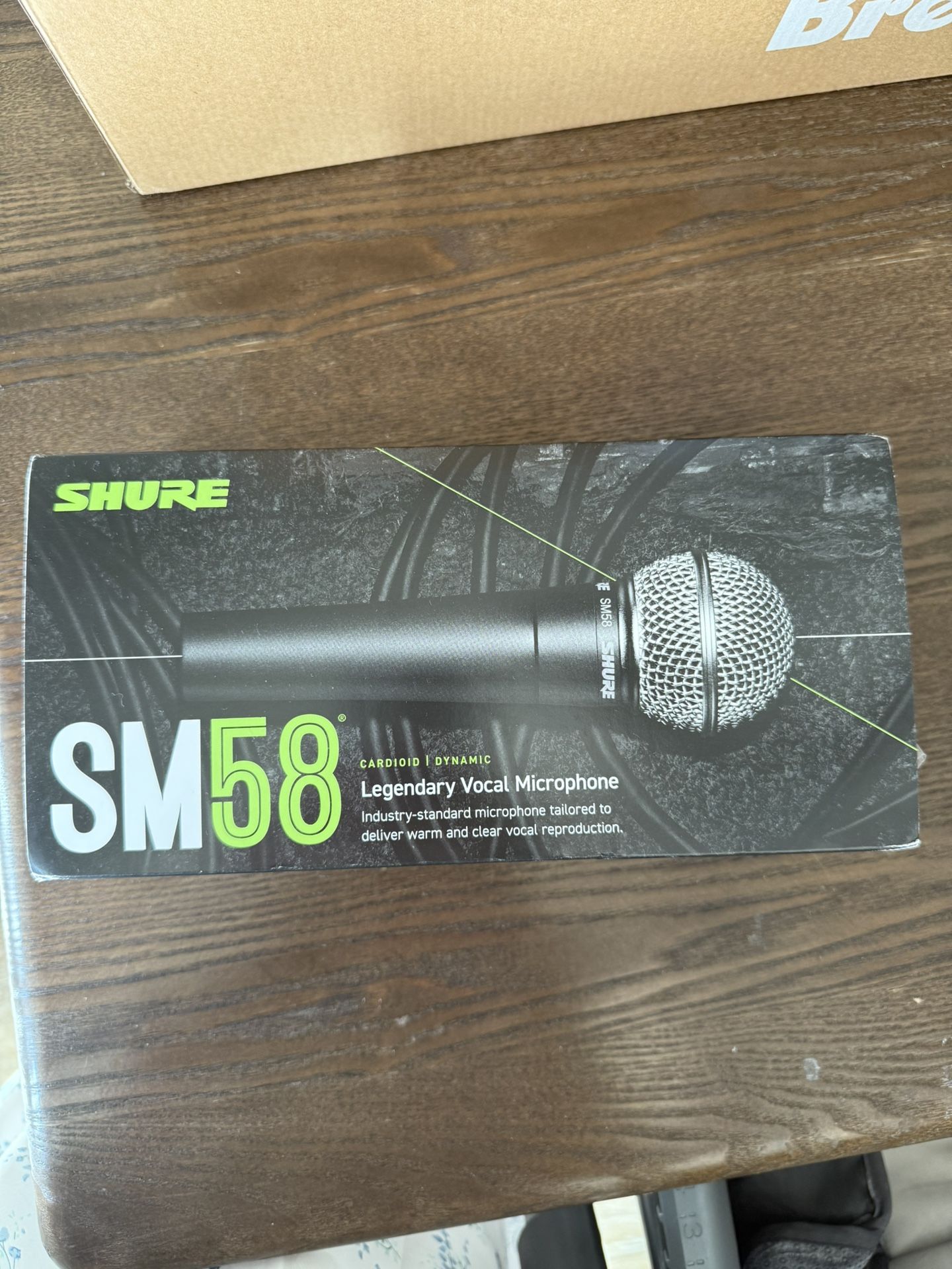 Shure SM58 Pro XLR Dynamic Microphone - Professional Studio & Live Performance Cardioid Mic for Vocals, Podcasting, and Recording (SM58-LC)