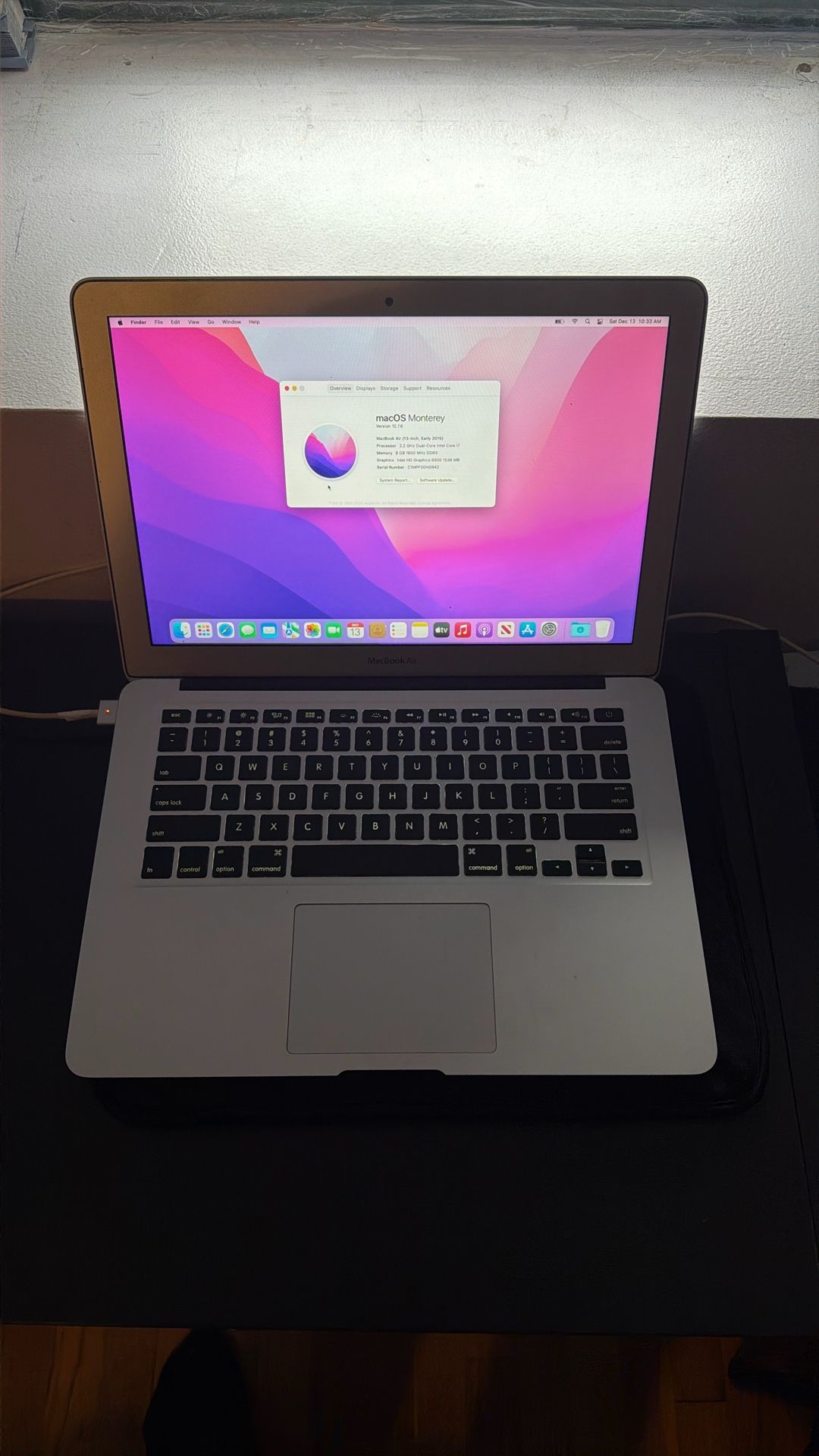 Apple MacBook Air 2.2Ghz I7, 8GB Ram, 512GB HDD
