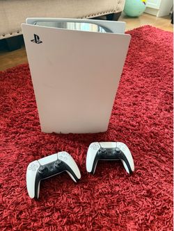 PS5 w/2 controllers