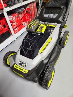 RYOBI 40V HP BRUSHLESS CORDLESS 20"IN SELF PROPELLED LANW MOWER KIT BATTERY AND CHARGER NEW