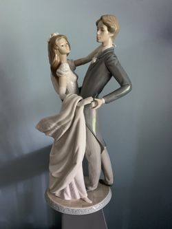 Lladro “I love you truly” figurine