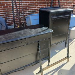 Reveille & Com. Chest Of Drawers And Dresser