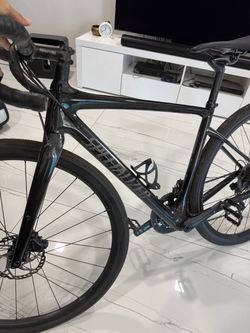 Specialized diverse grabel bike