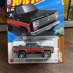 Hot Wheels 2025 Case F '75 Chevy Blazer Custom