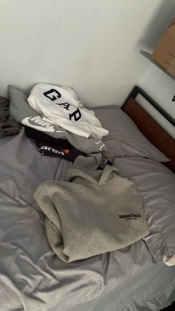 5 pieces of clothing