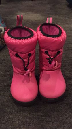 Crocs pink Rain snow boots size 6 toddler