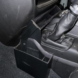 Jeep 2023 Sahara Center Console Tray $10