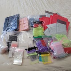 Jewelry Gift Boxes, Bags, Mailers, Etc.