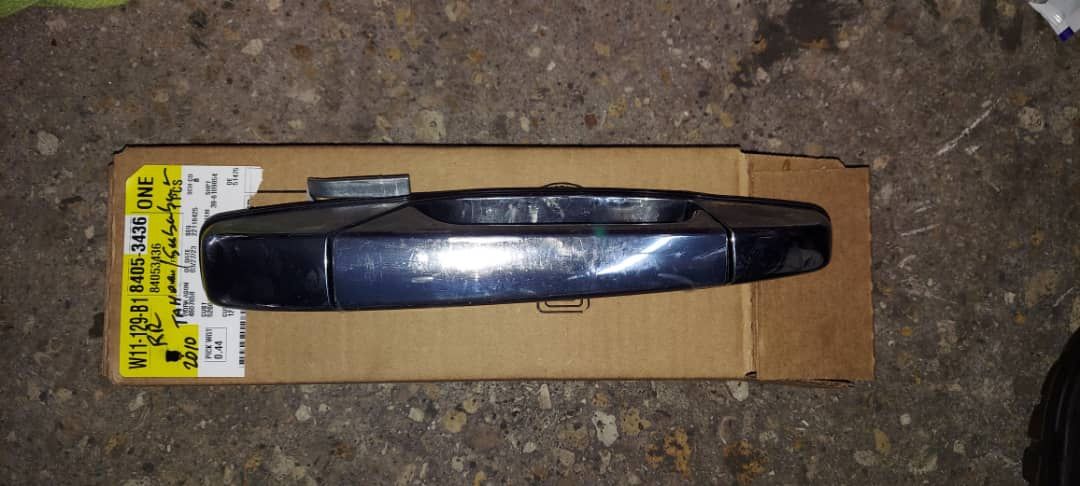 2010 Chevy Tahoe/Suburban Door Handle