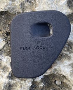 1️⃣9️⃣9️⃣8️⃣-2001 Dodge Ram Fuse Box Access Door Lid Cover OEM