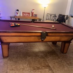8 Foot Buckhorn Pool Table 