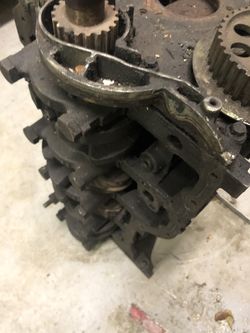 1998 ford Ranger Lima Engine 2.5. Short block good candidate for a rebuild.