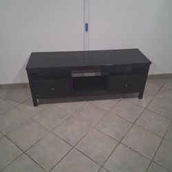 TV STAND $25