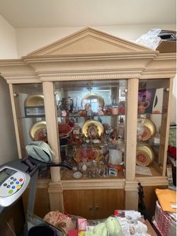 Chine cabinet.   80 x  80 inches