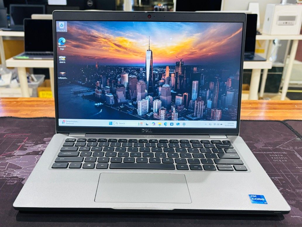 Dell Latitude 14” 5420 2021 Core i7-1165G7 16GB RAM 256GB SSD Windows 11 Pro