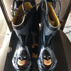 NEW Toddler rain boots Batman (Kids Size 4)