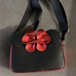 Loungefly Minnie Mouse bag new