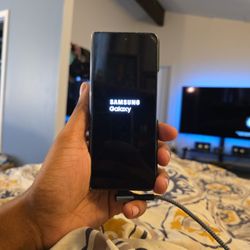 Unlocked GALAXY Z FOLD 4