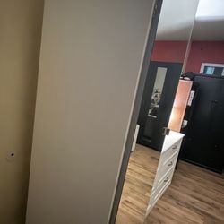 Multi Items Come And See