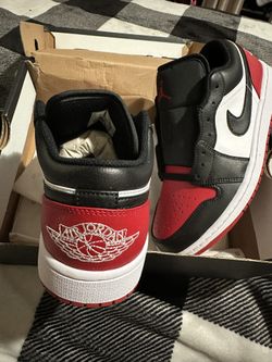 Jordans Red & Black 1’s 