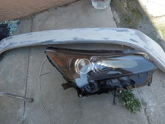 Lexus 2018 NX250 Headlamp RH.