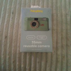 Heyday 35 MM Reusable Camera