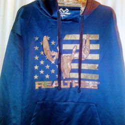 Realtree Hoodie Size L