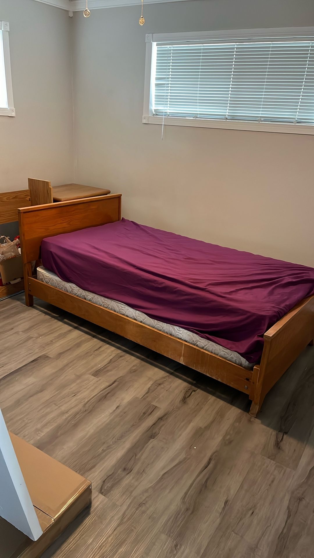 Twin Bed