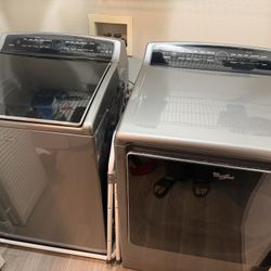 Whirlpool Washer and Dryer Set