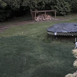 Spring free trampoline 13x13