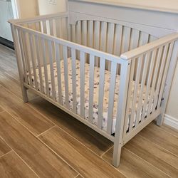 Baby Crib / Baby Bed