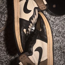 Air Jordan 1 retro high OG “Dark Mocha”