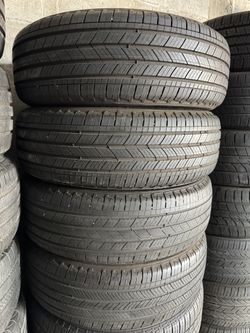 4 Tires 225/60/18. Michelin