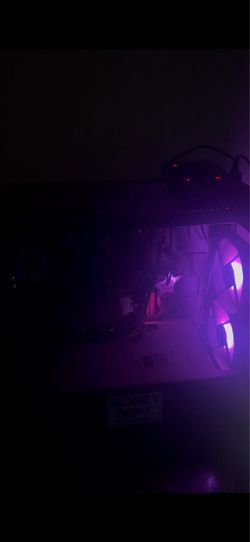 Gaming PC with complete setup (NEED GONE WILL NEGOTIATE)