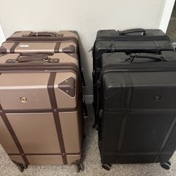 Swiss Gear Suit Cases 4 Sets Total 