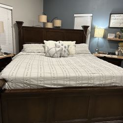 King Bedroom Set 